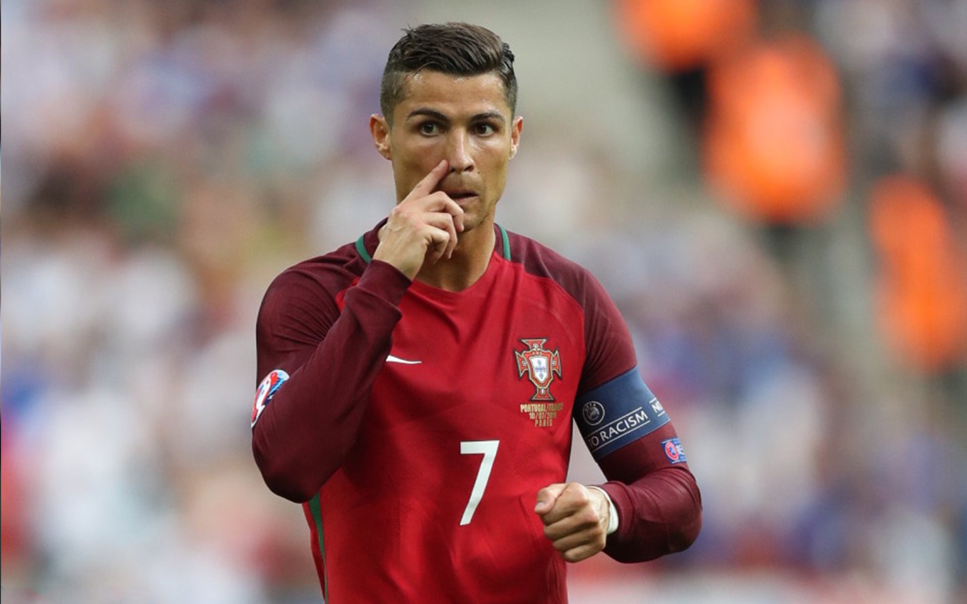 米兰体育官网首页-足球联赛引入VAR技术，减少争议判罚，足球var使用规则